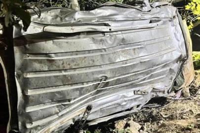 Bingöl'de feci kaza! Hafif ticari araç uçuruma yuvarlandı: 4 ölü, 5 yaralı