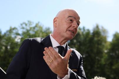 FIFA Başkanı devam eden istifa çağrılarına yanıt verdi. "Reforma gidelim"