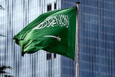 Suudi Arabistan alarmda. Ülkedeki 8 nokta için acil durum mesajı